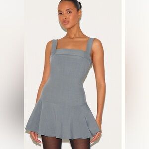 Elegant Gray Sleeveless Dress